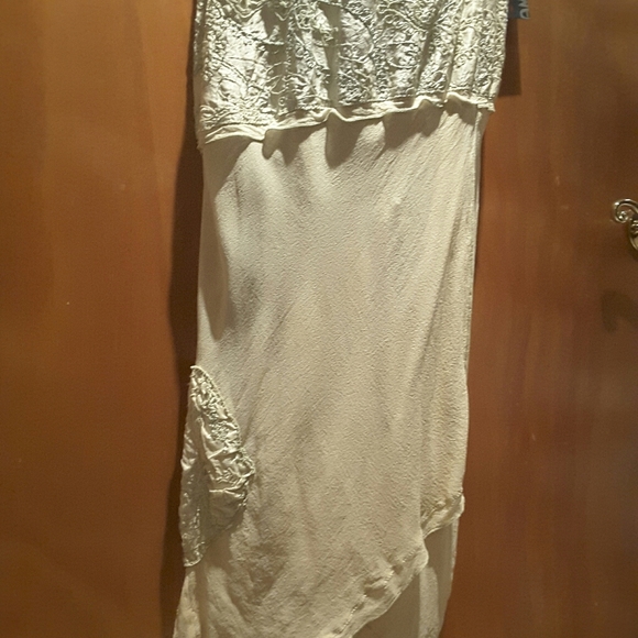 Amarissima Designer Dress - Picture 5 of 6